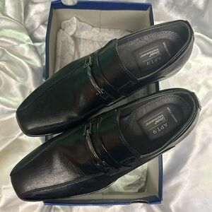 Men's black Apt 9 dress shoe - Great shape, worn 1 time